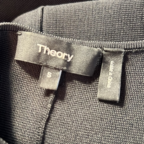 Theory EUC Size S Classic Little Black Sleeveless Knit Stretch Mini Dress (0472) - Picture 8 of 9